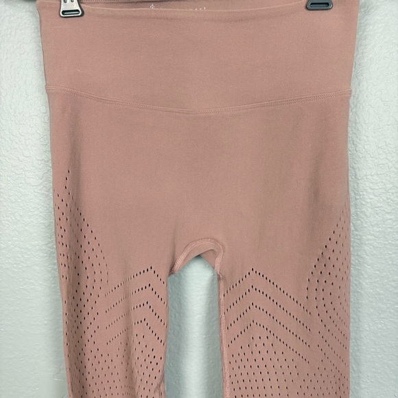 Free People Movement Legging Self Hem Ecology Cutout Frappe Nude Size M - Picture 4 of 7